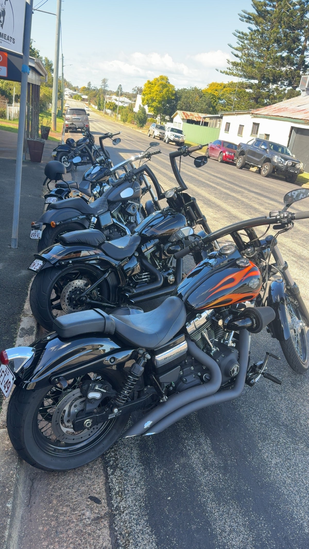 Forge Kustoms cruiser motorcycle lifestyle
